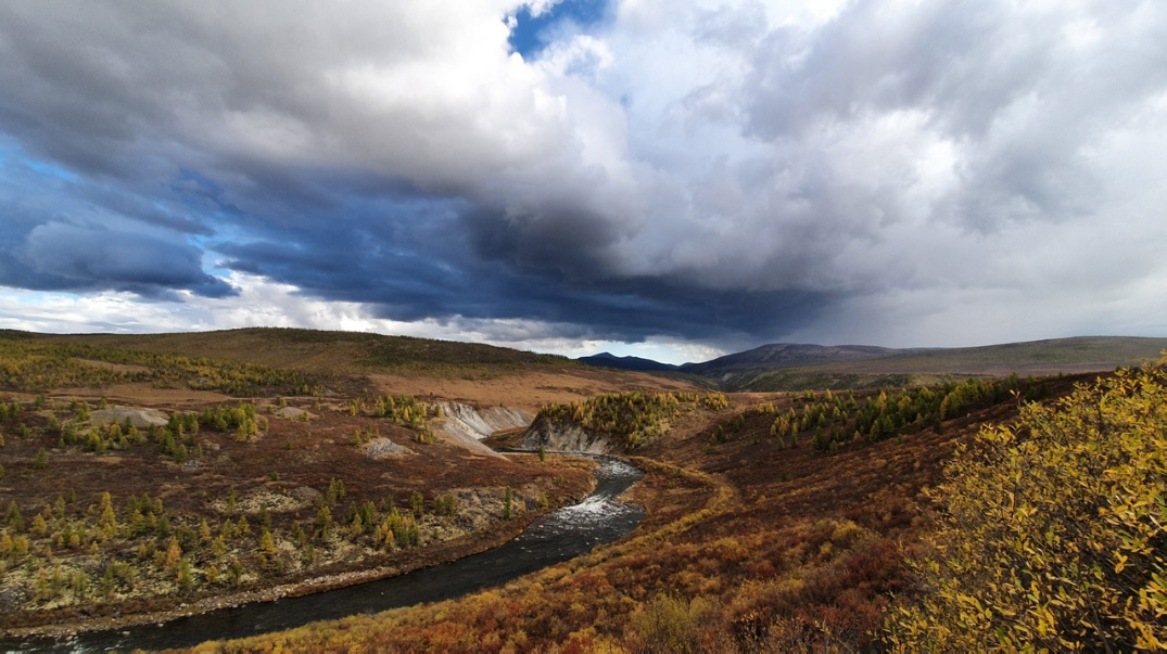 Иркут по дороге на водопад Малый Жомболок