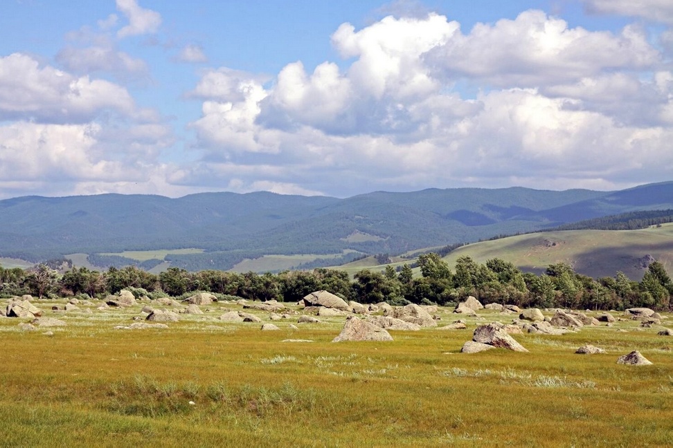 Ининский сад камней Бурятия